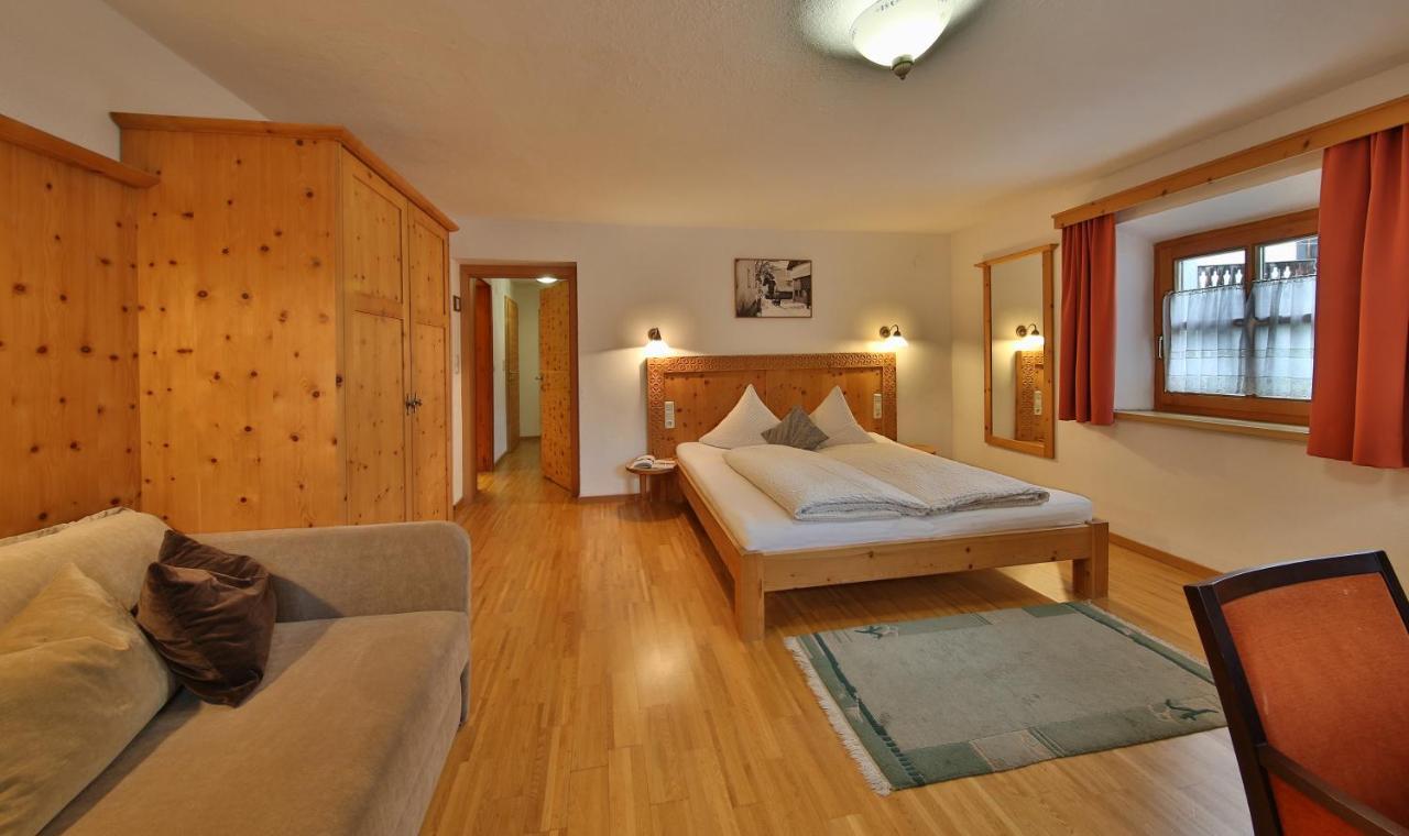 Hotel Pension Geiger Serfaus Kültér fotó