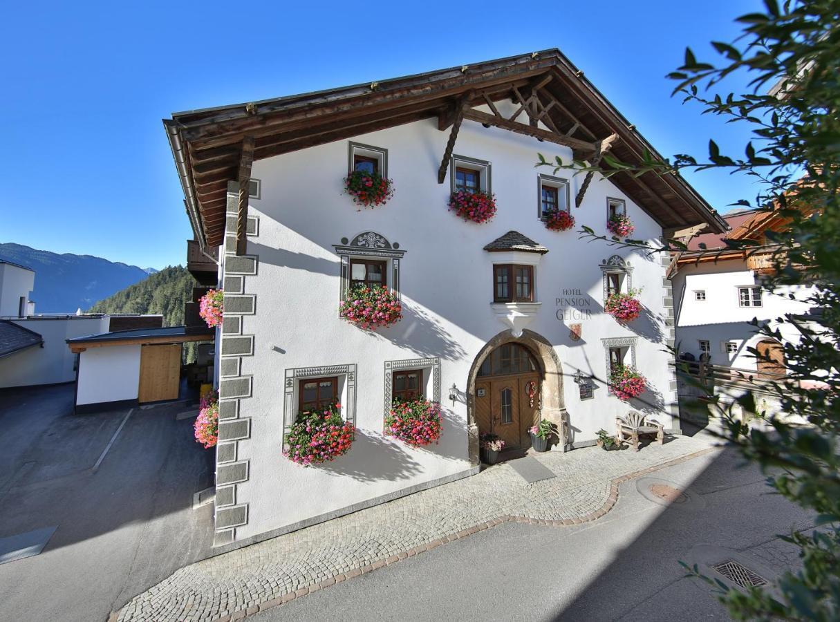 Hotel Pension Geiger Serfaus Kültér fotó